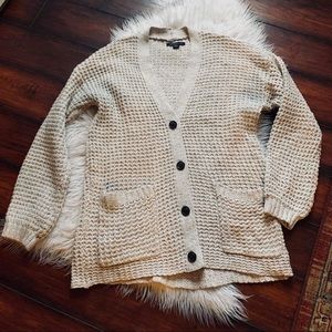 American Eagle Outfitters | Warm Cream Cardigan